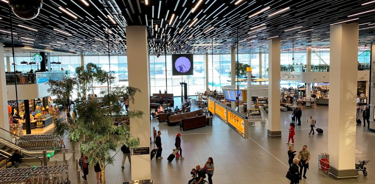 Saudia Airlines AMS Terminal